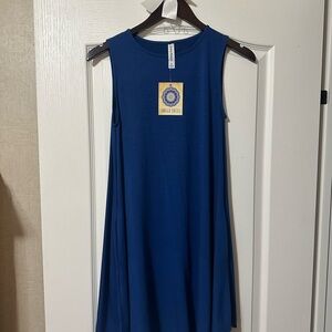 Zenana Outfitters Classic Blue Top